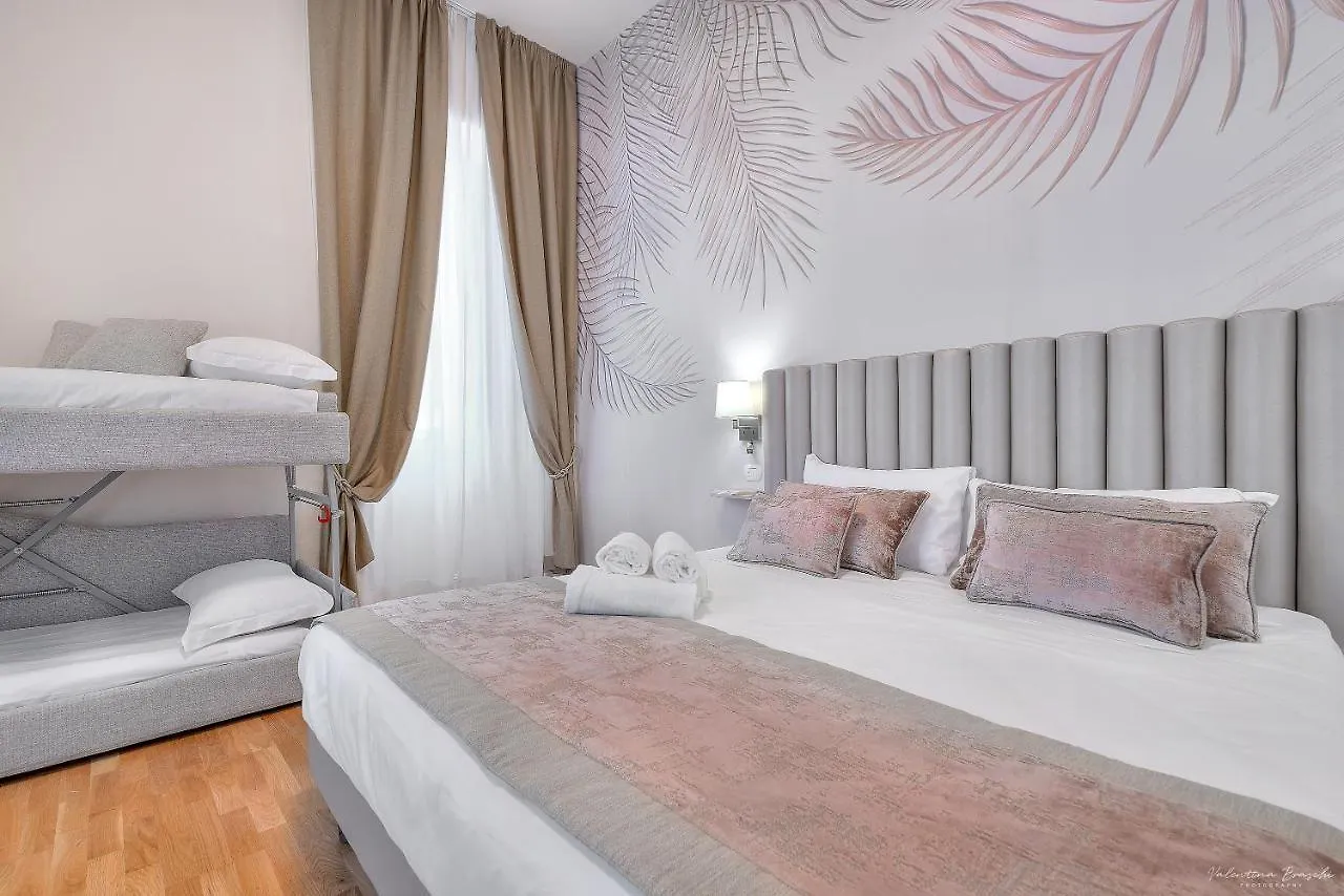 ***  Hotel Cosmos فلورنس إيطاليا