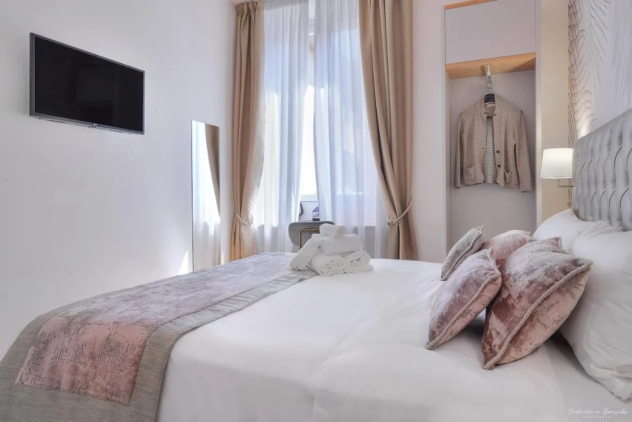 Hotel Cosmos فلورنس